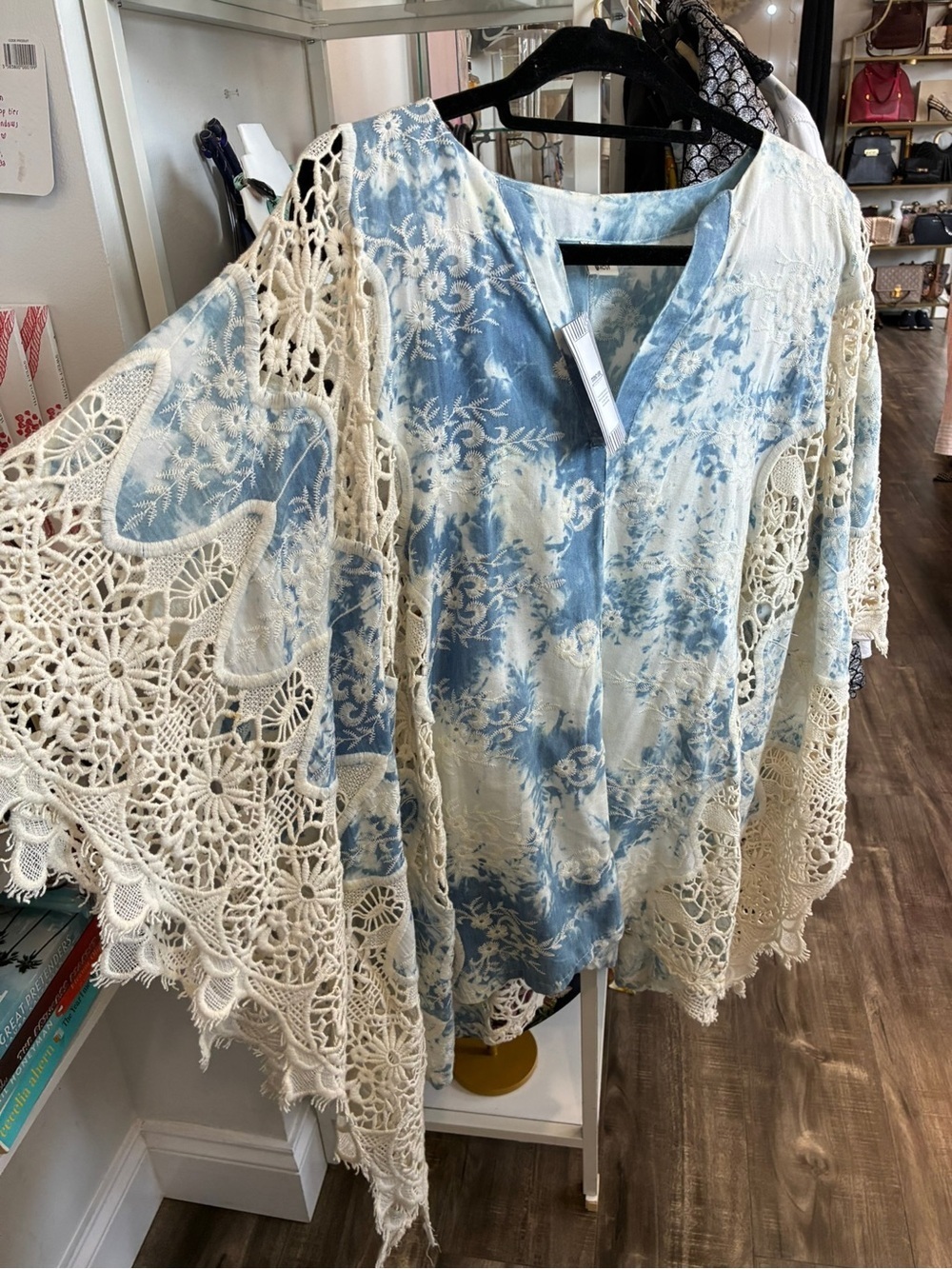 XCVI Light Blue Tie-Dye Embroidered Women’s kimono top